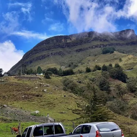 Reserva Andina Chalet Piedecuesta