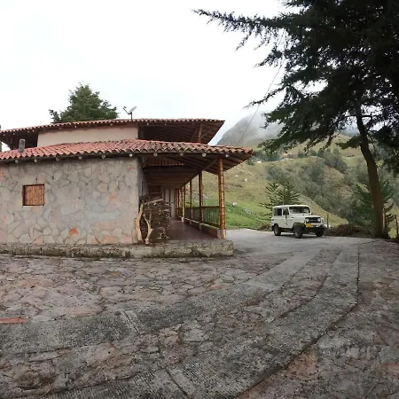 Chalet Cabaña Casa Piedra
